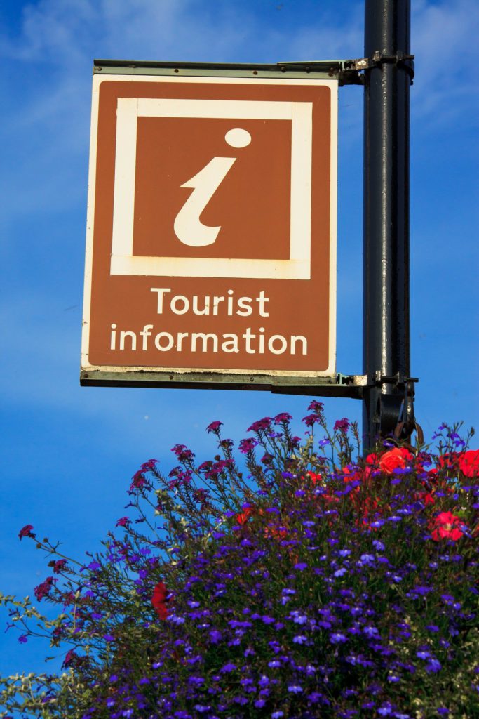 znak informacji turystycznej